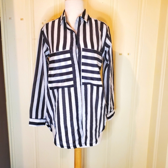 Zaba Woman Tops - Zaba Woman Striped Button Up